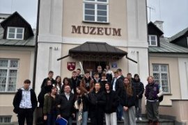 Grudniowe wycieczki do muzeów w ramach programu MEN