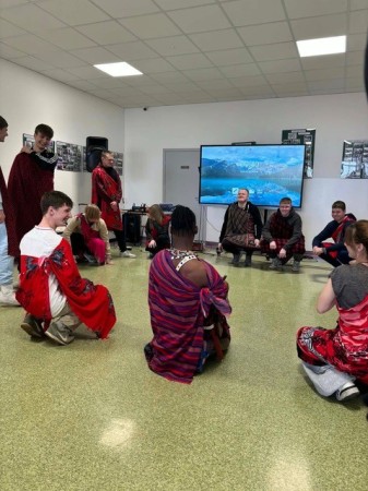 644206704_1344937660773671_8173265233916495830_n