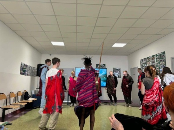 646384454_1344937670773670_8260183349425484676_n